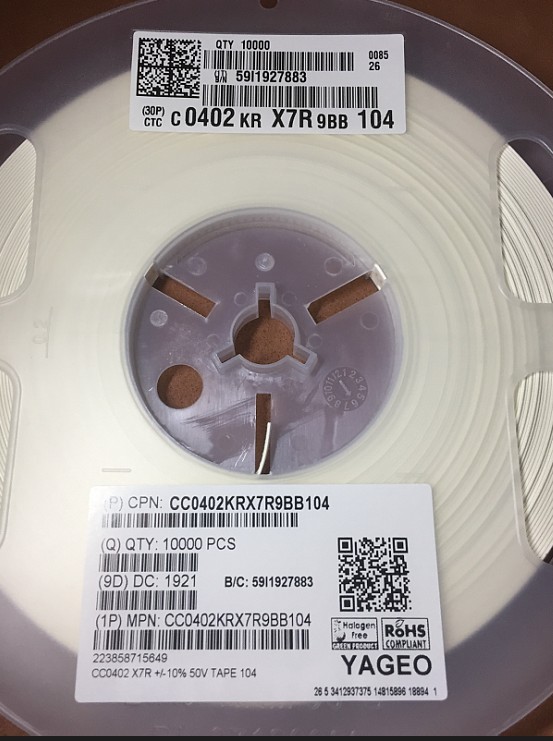0.1uF 50V 10%，CC0402KRX7R9BB104贴片电容