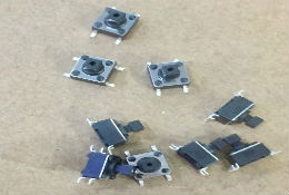 6X6XH7.3 贴片按键方头开关，轻触开关